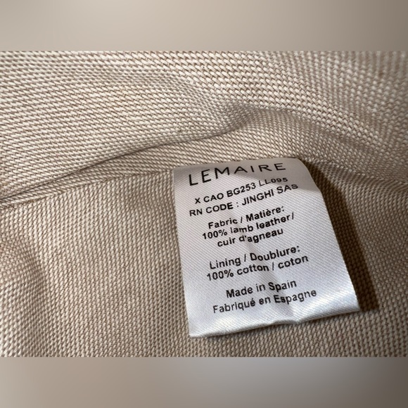 *SOLD* Lemaire Small Croissant in White Leather - Picture 4 of 7